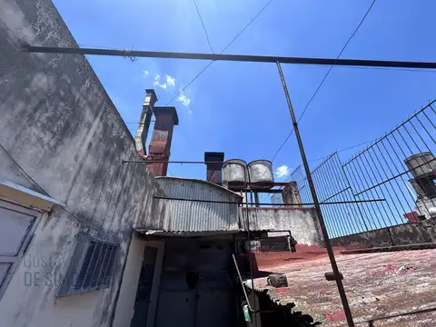 VENTA DE GALPON - FABRICA EN PARQUE CHACABUCO