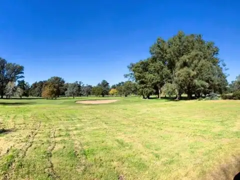 ÚNICOS 3 LOTES EN VENTA CON VISTAS AL GOLF Y ESPEJO DE AGUA