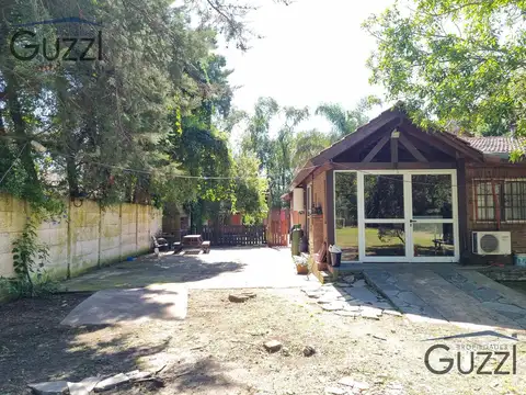 CASA QUINTA DE 3 AMBIENTES CON ENORME JARDIN Y PILETA EN MANUEL ALBERTI, PILAR.