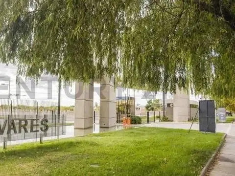 Century21Lopez vende lote en Barrio Bulevares