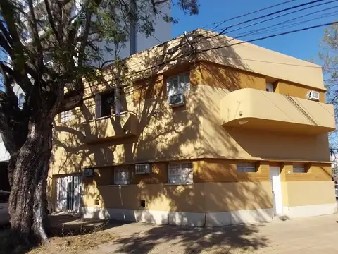 Conjunto de Oficinas con monoambiente  en barrio Constituyentes