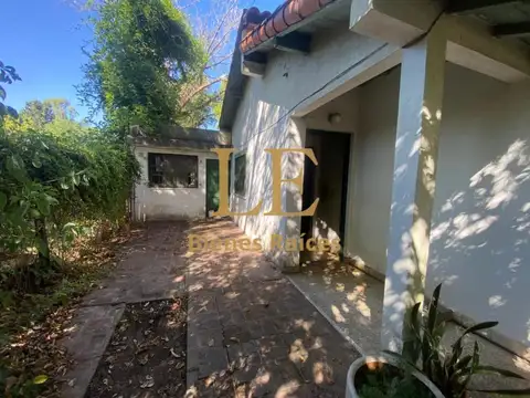 Casa 4 ambientes con 1 baño