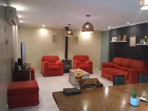 VENTA  CASA QUINTA  -  PASO  DEL  REY