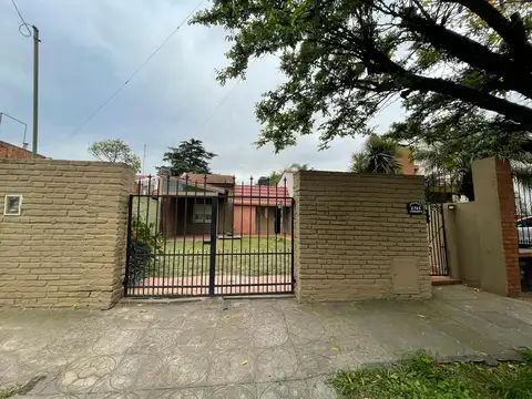 PH 2 ambientes en venta en Ituzaingo norte