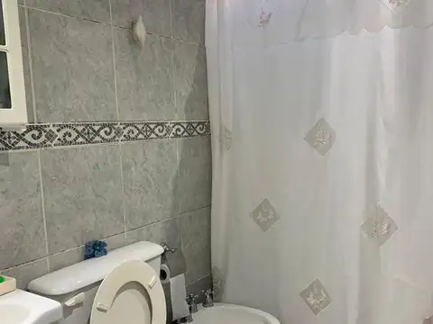 Departamento 4 ambientes con 1 baño