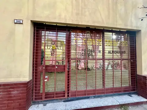 Local en Alquiler en Villa Pueyrredon, $ 700.000