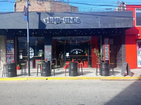 Local comercial zona comercial puerto,100 m2 C/espacio aéreo