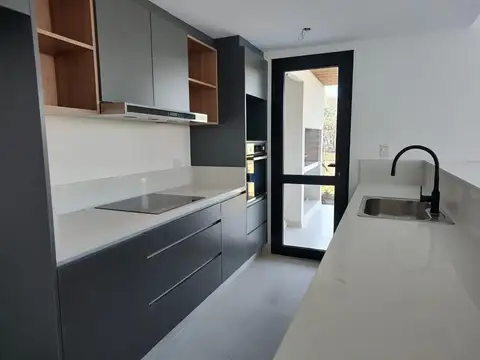 Departamento 4 ambientes con 2 baños
