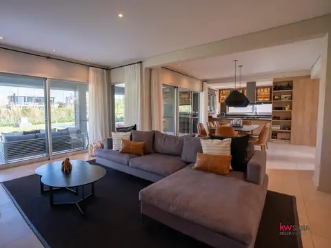 Casa en Venta de 4 dormitorios