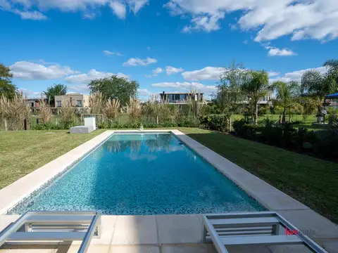Casa en Venta amueblada Greenville Polo y Resort