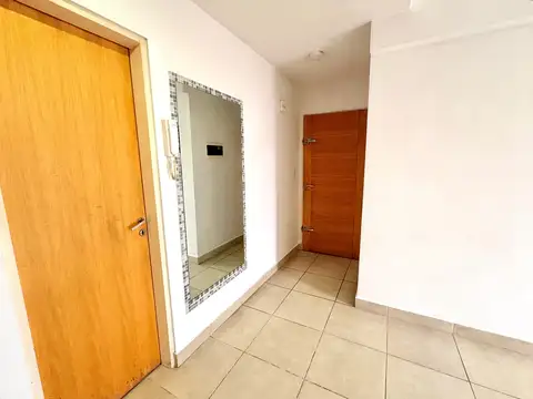 DEPARTAMENTO MONOAMBIENTE C/FRENTE CON BALCON