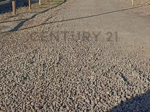 Century 21 Lucio Barroso Venta Hermoso Lote en el mejor Barrio Semi Privado de Rodeo del Medio.