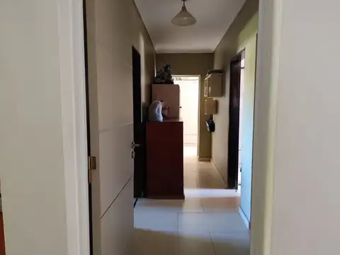 Casa 3 dorm., quincho y jacuzzi en Santo Tomé