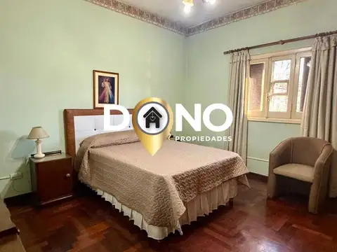 Depto Tipo Casa en Venta con 1 cocheras