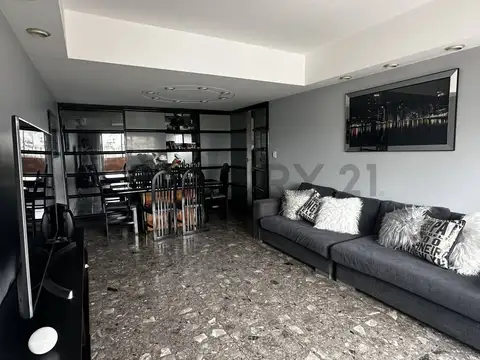 Donato Alvarez 2000, Piso 9