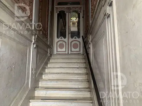 Avenida Rivadavia 8800