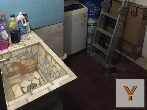 Depto Tipo Casa 2 ambientes con 1 baño