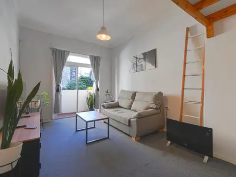 Venta Departamento 2 Ambientes por escalera Belgrano
