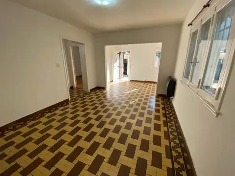 CASA 3 AMBIENTES EN ALQUILER EN SAN FERNANDO