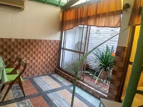 PH EN VENTA DE4 AMBIENTES EN REMEDIOS DE ESCALADA