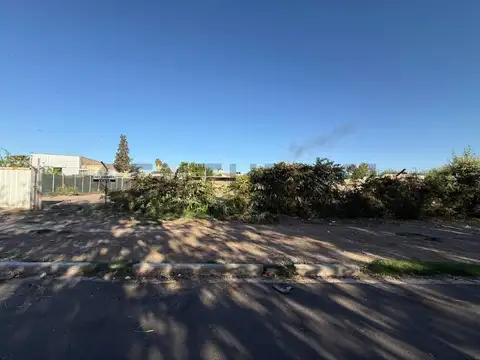 Terreno en Venta 45  mts Fondo