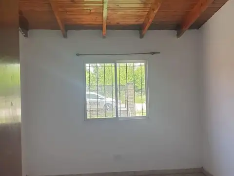 Casa en alquiler- Marcos Paz