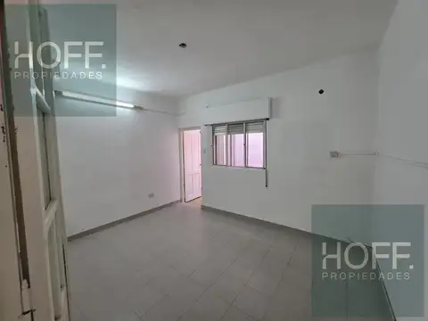 Casa en Alquiler con 1 cochera