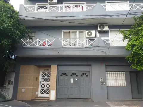 ALQUILER DE DEPARTAMENTO DE 2 AMBIENTES EN DUPLEX EN RAMOS MEJIA