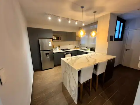 Alquiler Departamento 4 ambientes suite, amueblado Retiro