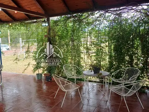 Casa 3 ambientes con 2 baños