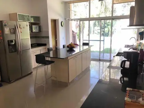 Casa en Venta en Fincas de Iraola I, USD 513.000