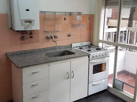 Departamento 3 ambientes con 1 baño