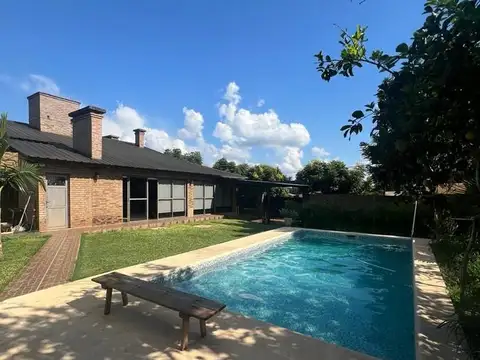 CF1161 - CASA EN VENTA Z/ APÓSTOLES, MISIONES