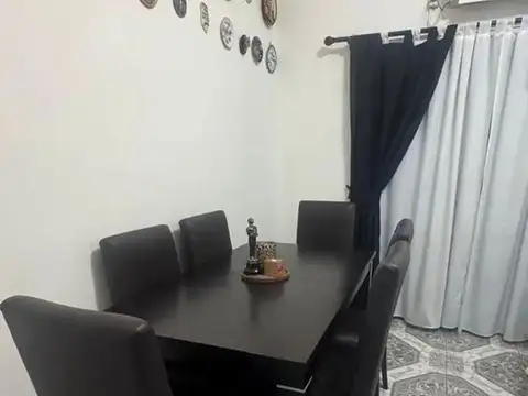 Depto Tipo Casa 2 ambientes con 1 baño