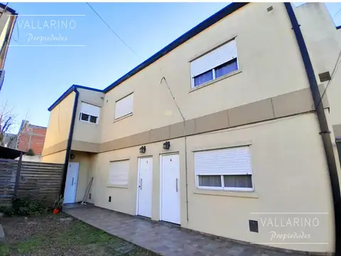 Dúplex 2 dormitorios, Ferrari entre Vieytes y Castelli, Colón.