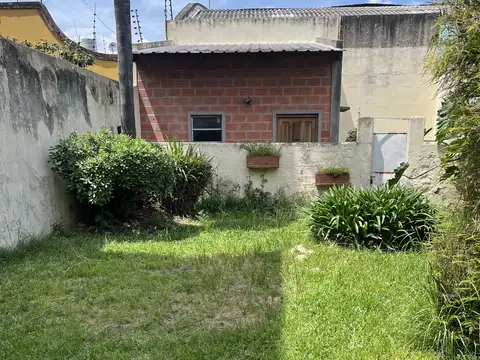 Depto Tipo Casa 4 ambientes con 1 baño