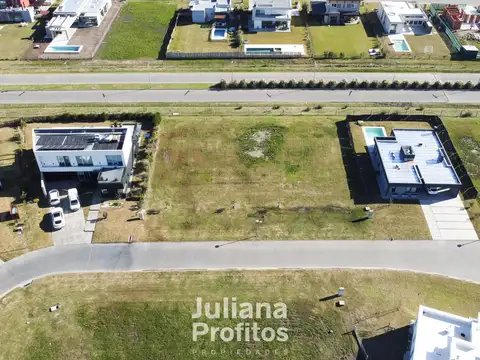 Terreno en  Venta Barrio Sebastian Gaboto