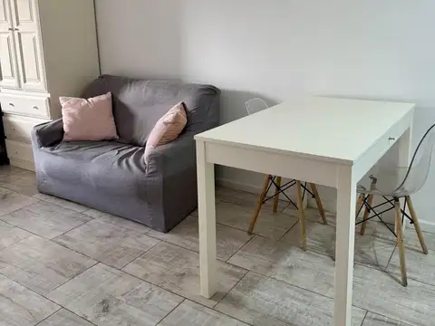 Departamento en Alquiler con 1 cochera