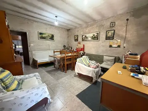 Casa 3 ambientes con 1 baño