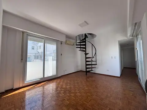 2 AMB DUPLEX Y ESTUDIO C/BALCON