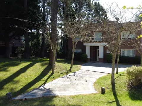 Casa en Alquiler Temporal en Pinamar, USD 7.100