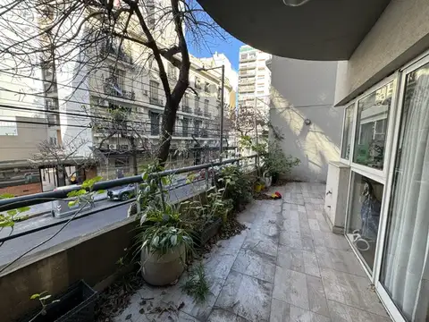 VENTA 2 AMBIENTES AL FRENTE CON BALCON TERRAZA, PALERMO