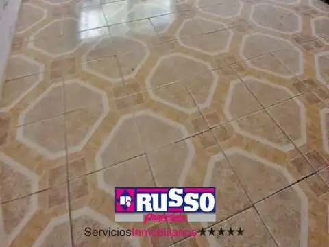 Venta Casa 4 Ambientes Lomas del Mirador