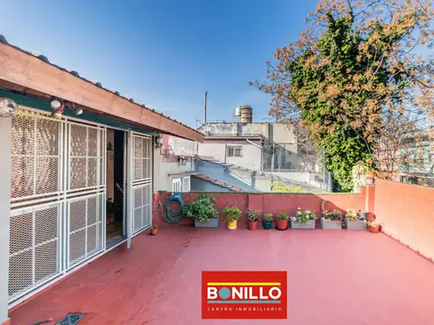 Casa 4 ambientes con 1 baño