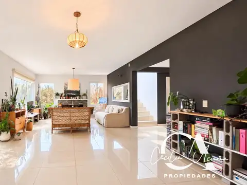 Casa en Venta de 5 dormitorios