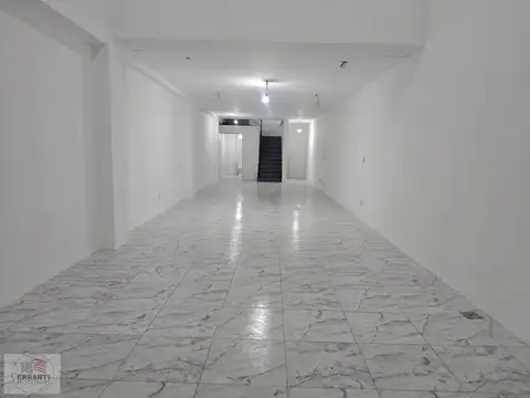 Local en Alquiler en Flores, USD 4.900