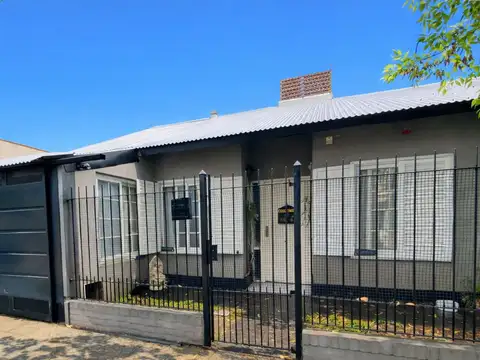 VENTA CASA 5 AMB - ALTOS DE PODESTA