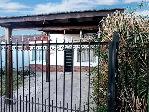 Casa en San Miguel con pileta