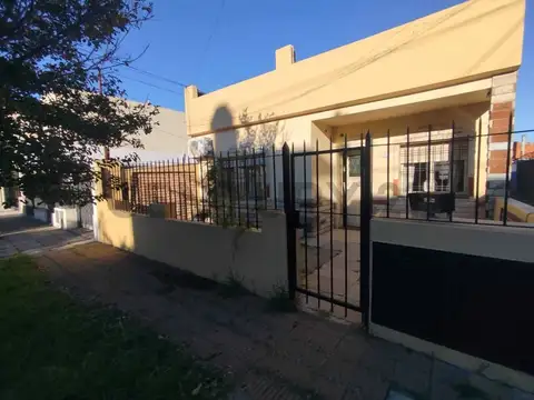 VENTA PH 3 AMBIENTES ESTILO CASA - HAEDO - COCHERA -  APTO CREDITO