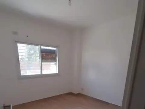 Departamento en Venta en Villa Luzuriaga, USD 49.900